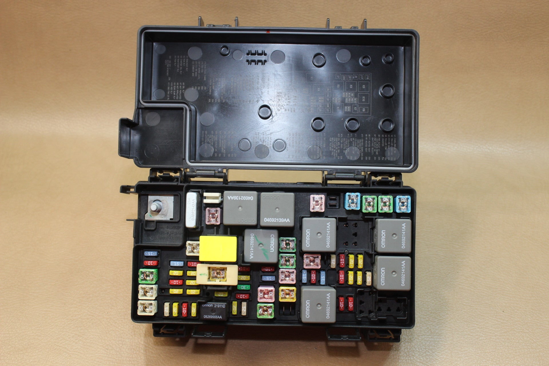 Used OEM TIPM Integrated Power Module – 2007 Dodge Nitro – TEMIC 56049721AJ