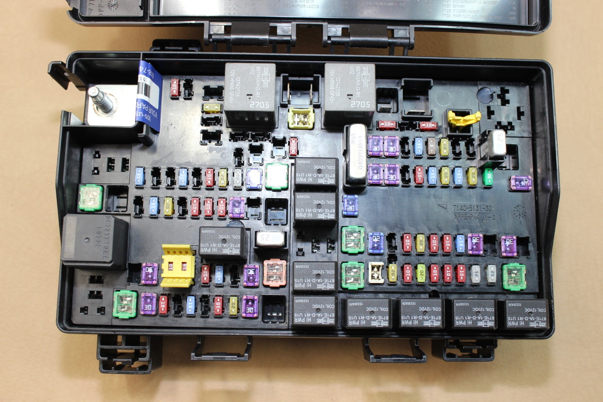2014 dodge durango cigarette lighter fuse box location and diagrams: (2011-2019) Dodge Durango 12v Power Outlets