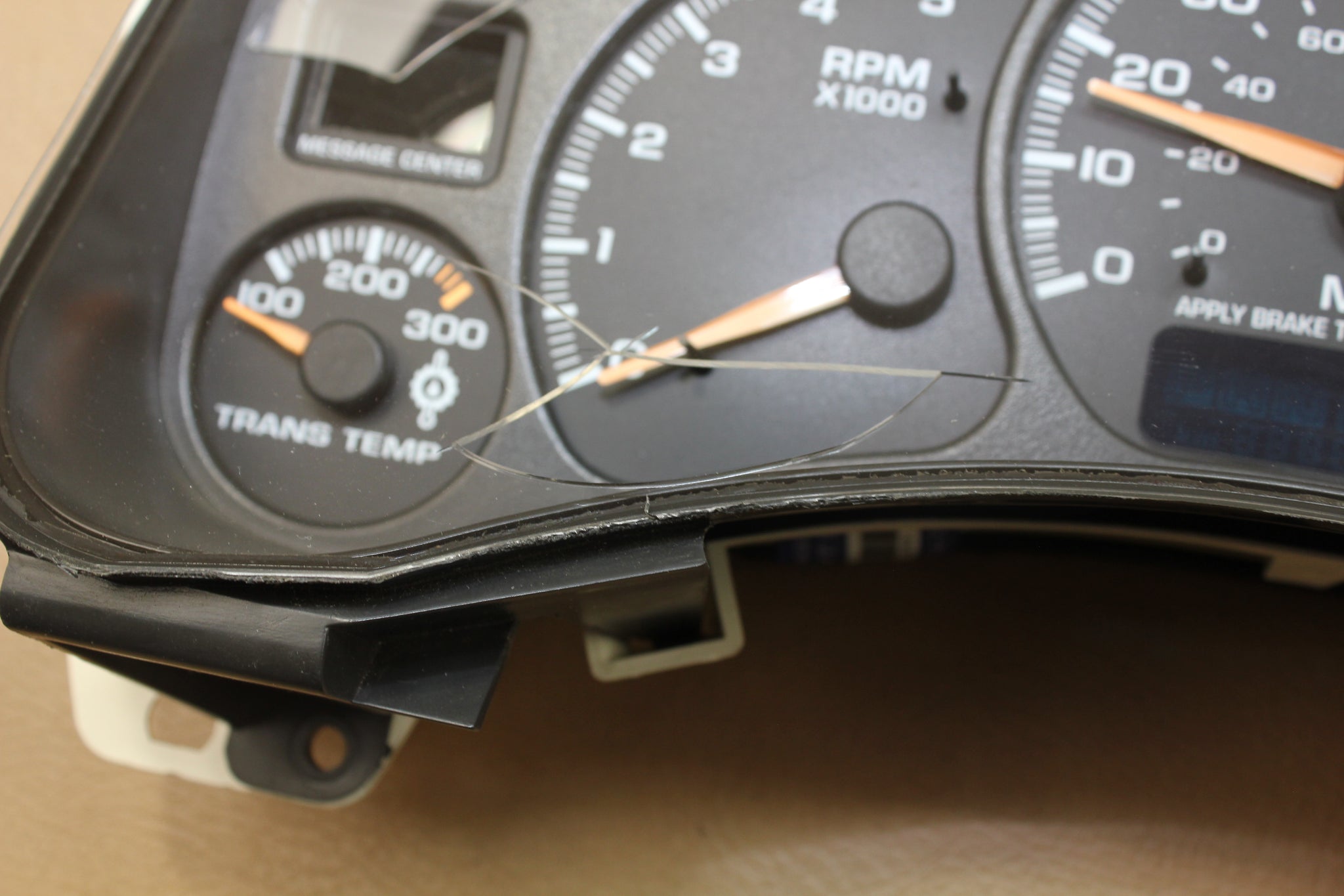 99-02 GM DIESEL DURAMAX 3500 6.6L INSTRUMENT CLUSTER SPEEDO 15065281 K ...